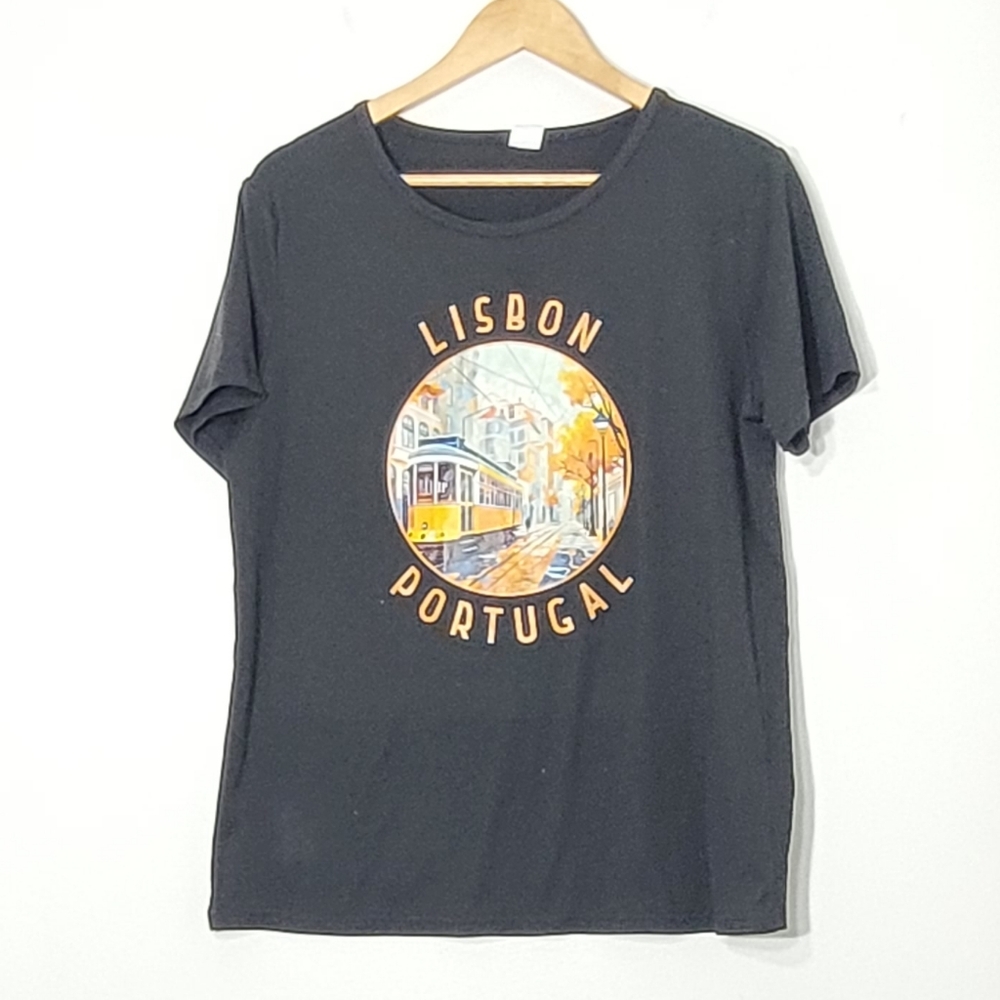 Lisbon Portugal Black Short Sleeve Graphic Scenery T-Shirt Lightweight Classic L